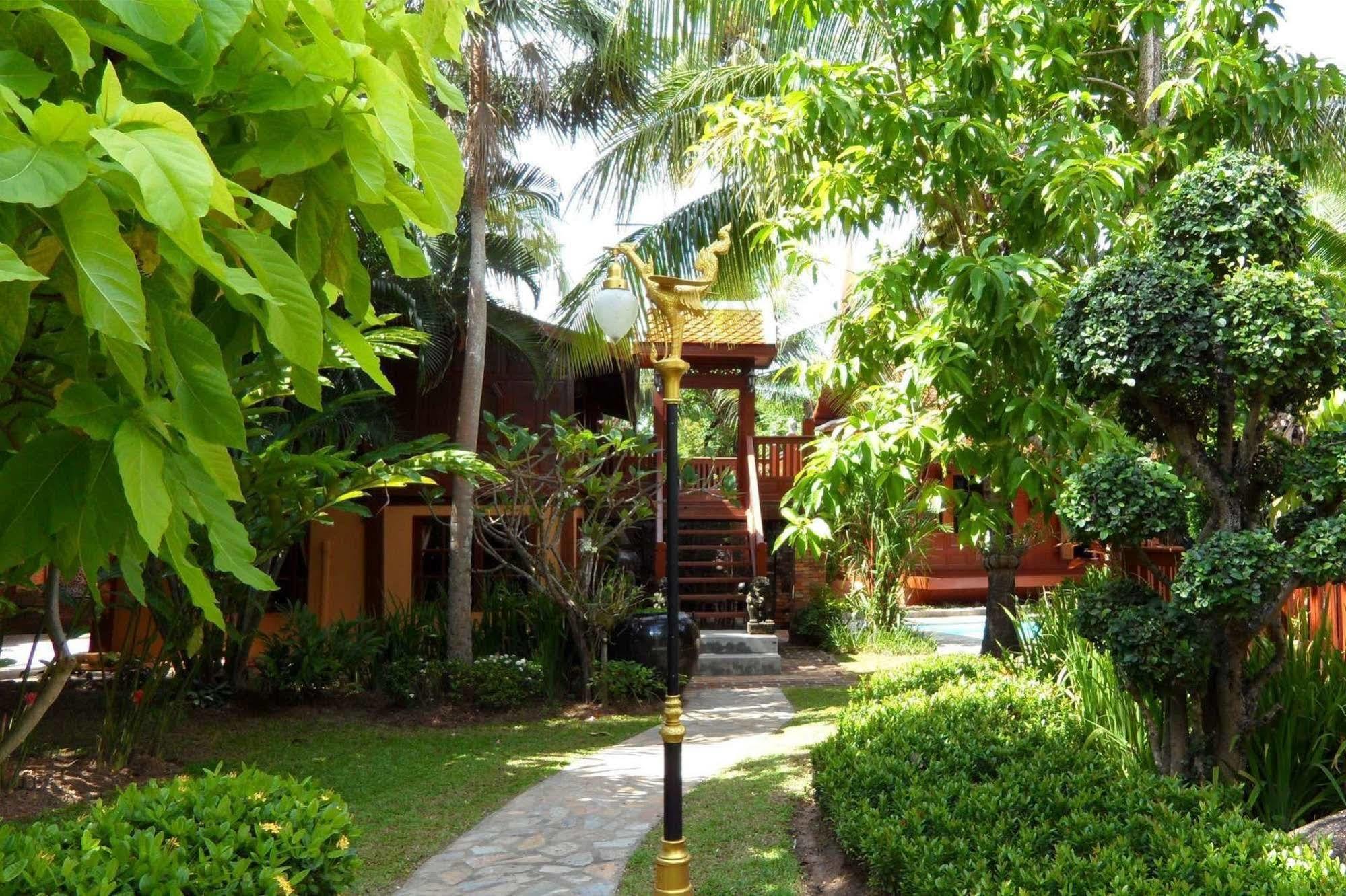 Baan Sang Pathum Hotel Rawai Екстериор снимка